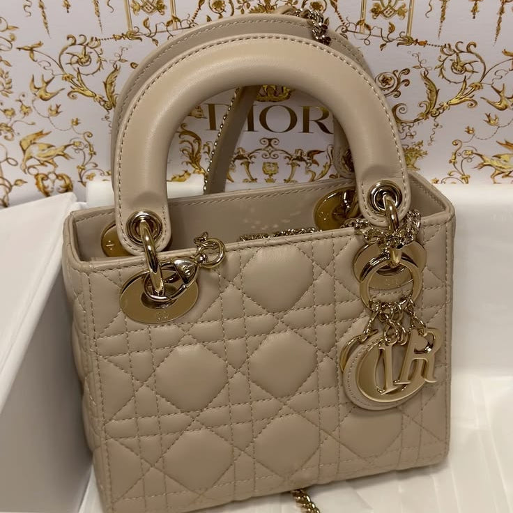 Dior Lady Dior Mini l Lady Dior style bag