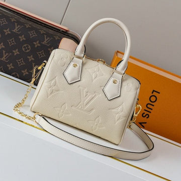 Louis Vuitton Speedy Bandoulière 20 in cream-color