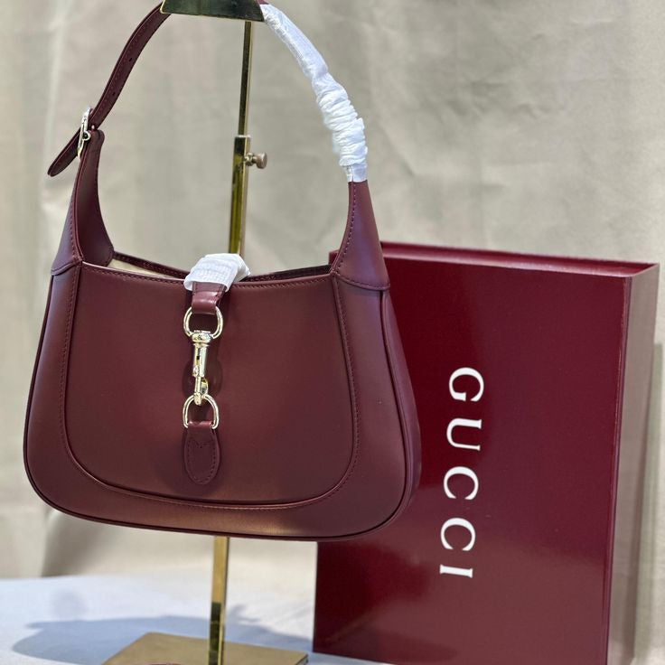 Gucci Jackie 1961 leather shoulder bag in the Rosso Ancora shade